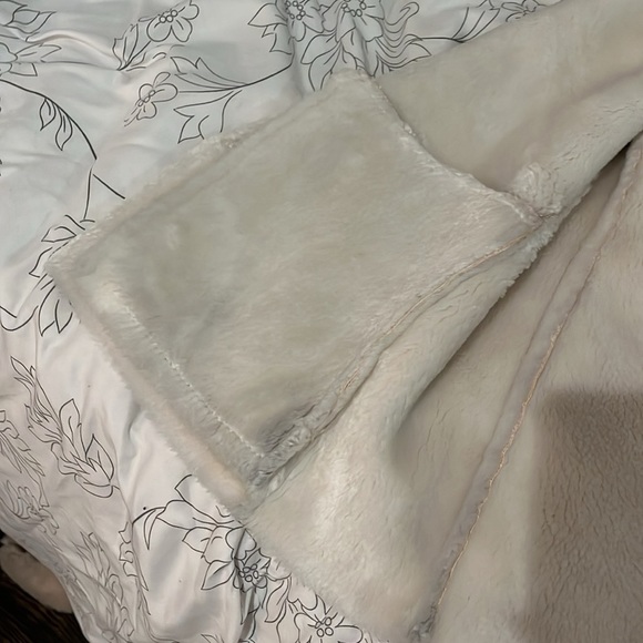 Ralph lauren fur lined vest - Picture 7 of 7